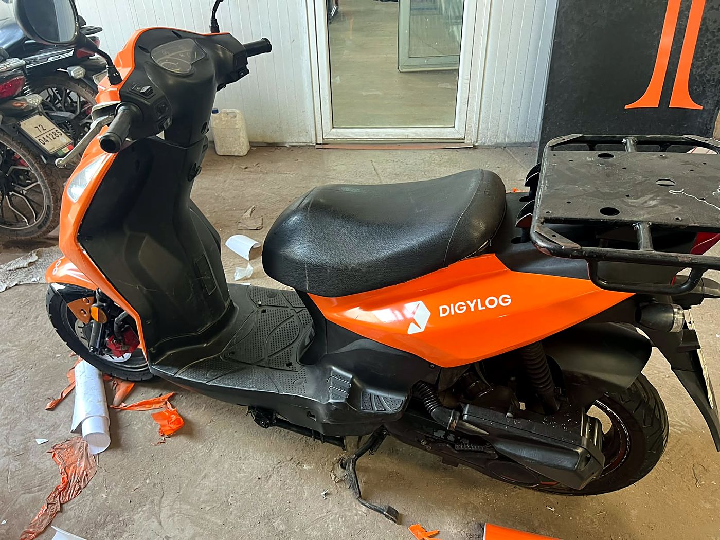 Scooter Digylog orange marqué